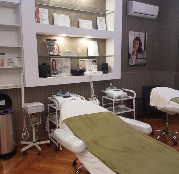 بنسيون Csanabella House