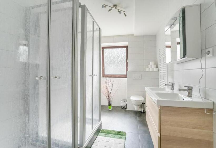 펜션 Nurburgring Rooms Pinocchio