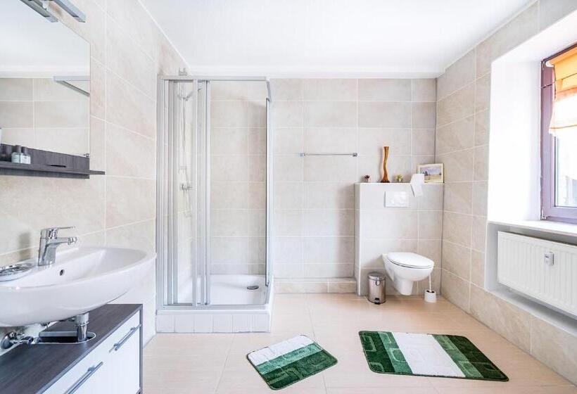 펜션 Nurburgring Rooms Pinocchio