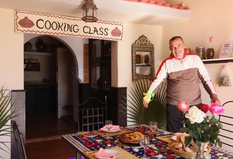 پانسیون Riad Villa Touka