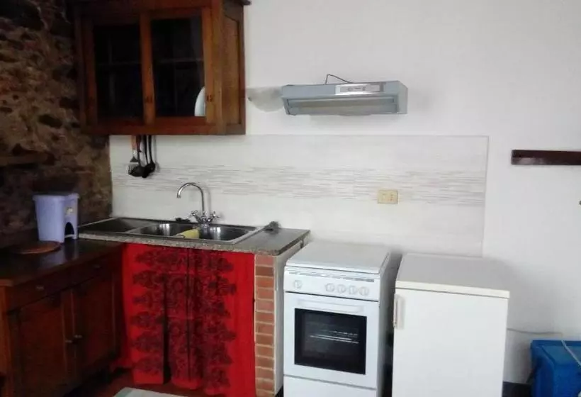 پانسیون Tuskany Stonehouse