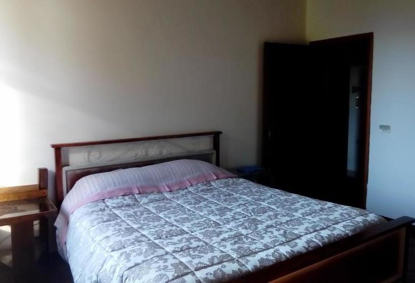 پانسیون Tuskany Stonehouse