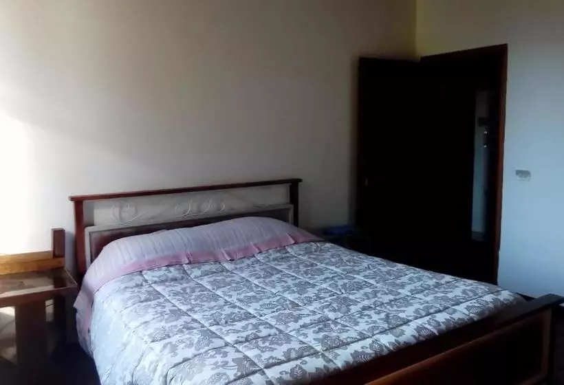 پانسیون Tuskany Stonehouse