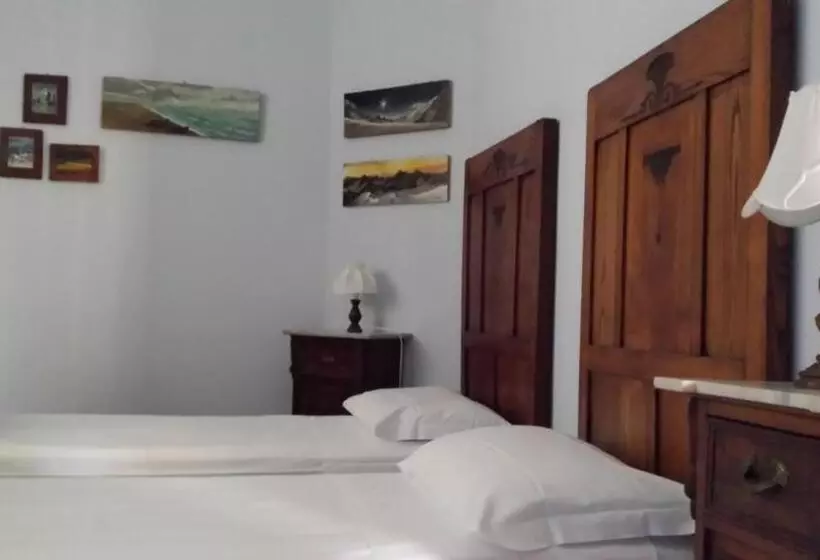 ホテル Agriturismo Podere La Cascata