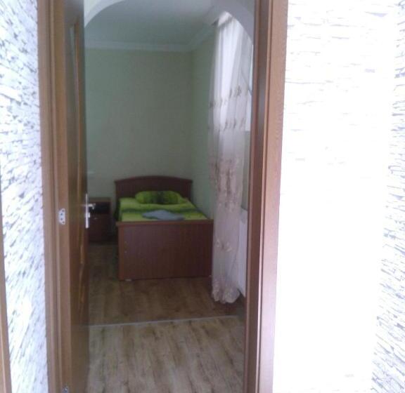 پانسیون Chicho Guesthouse