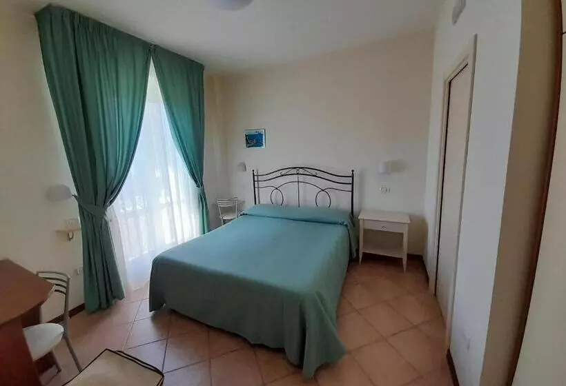 ペンション La Fonte Guest House