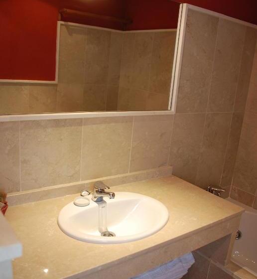 הוסטל La Casa De La Iglesia