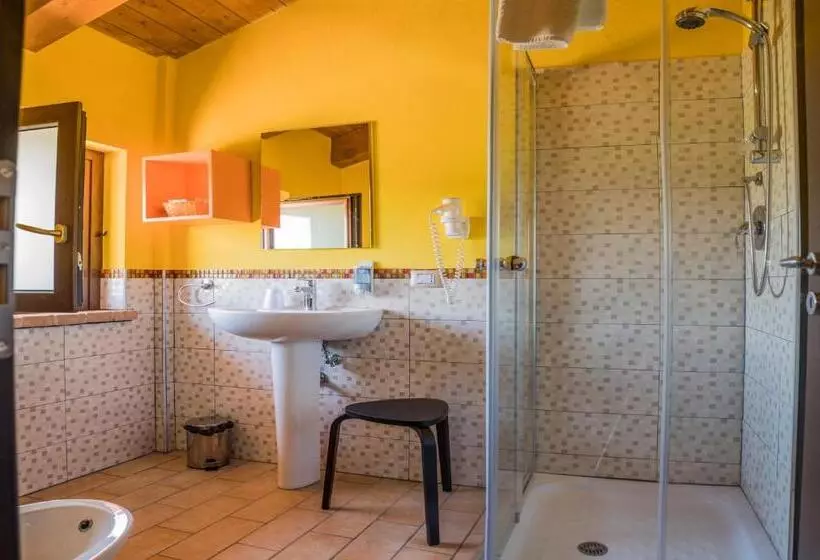 Hotelli Agriturismo Biosila