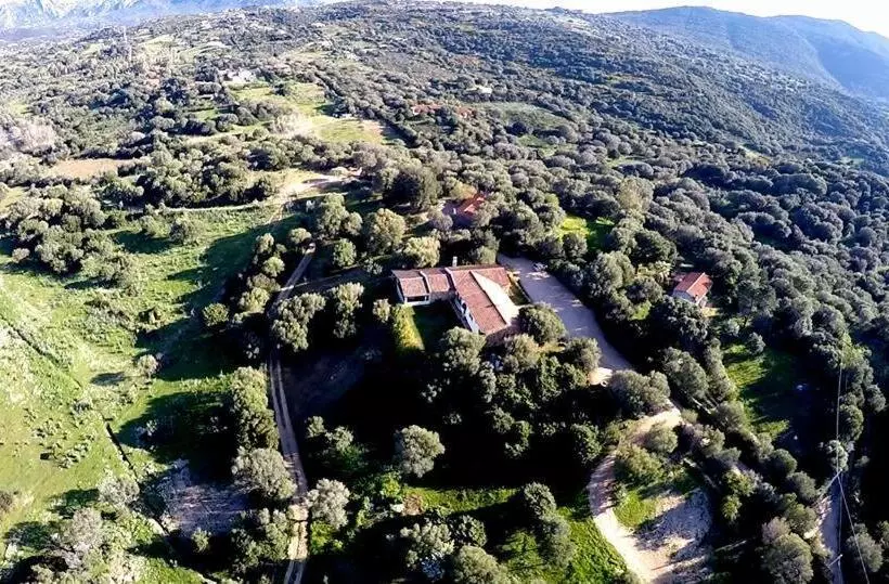 هتل Agriturismo Sa Mendhula