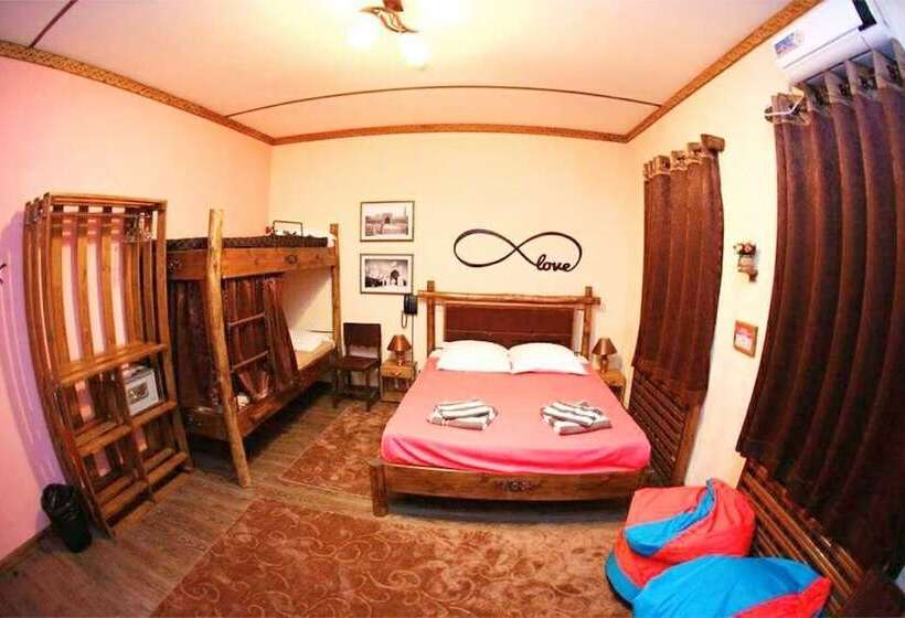 پانسیون Drimin   Boutique Hostel And Hotel Rooms Available