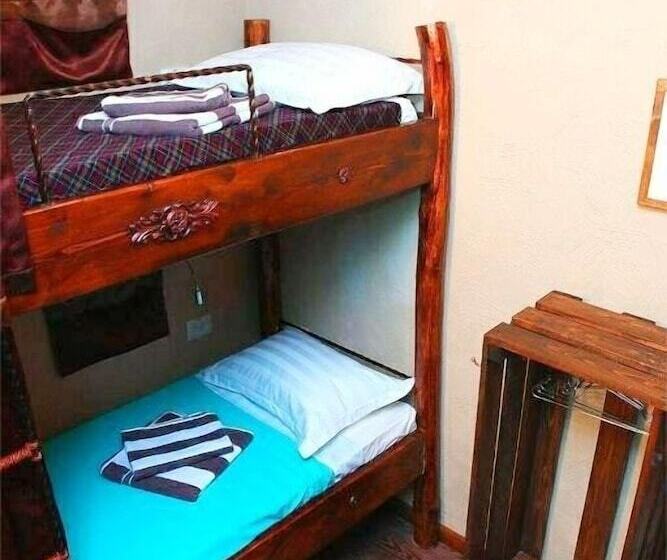 پانسیون Drimin   Boutique Hostel And Hotel Rooms Available