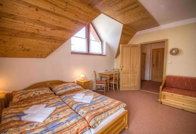 Majatalo Harrachovská Hacienda