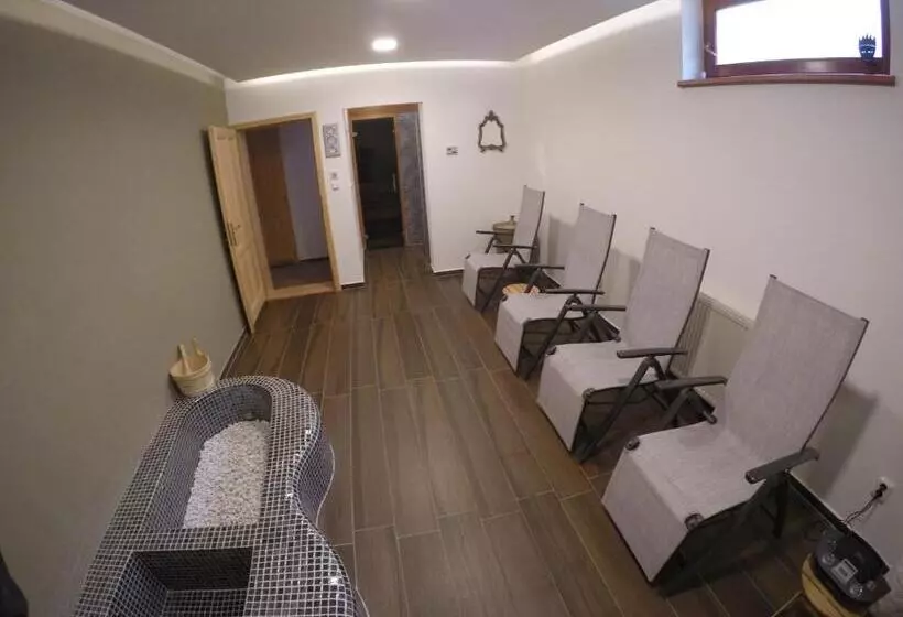 Majatalo Harrachovská Hacienda