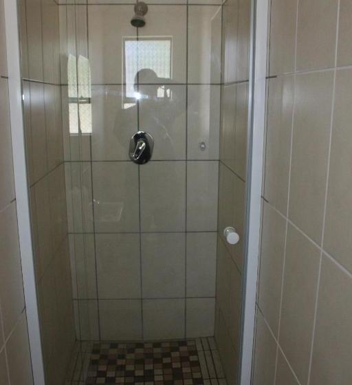 بنسيون Phomolo Guest House