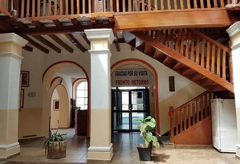 پانسیون Hostal Buenos Aires