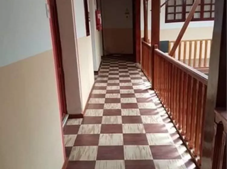 پانسیون Hostal Buenos Aires