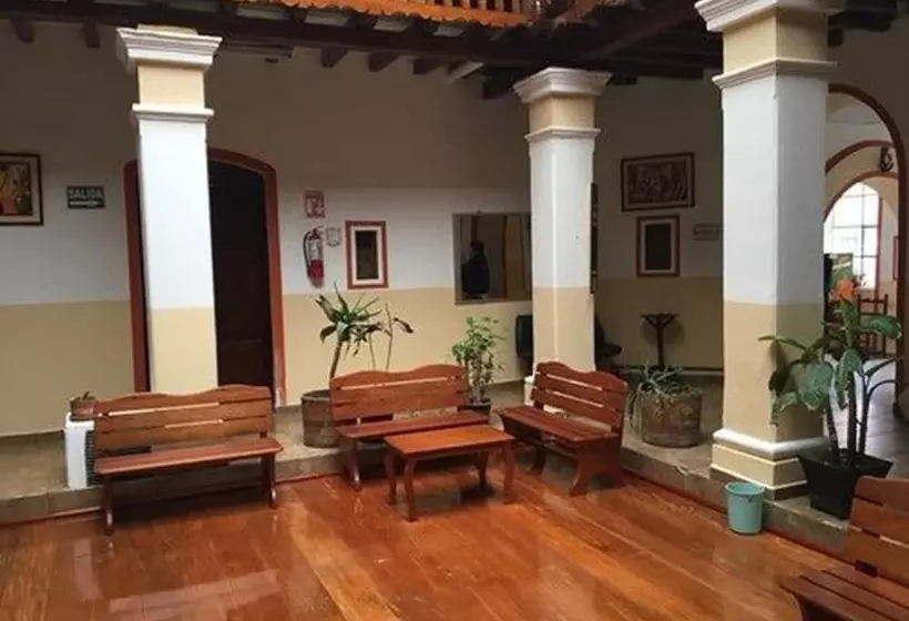 پانسیون Hostal Buenos Aires