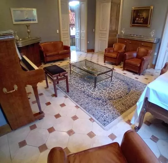 پانسیون Hôtel Particulier Des Canonniers