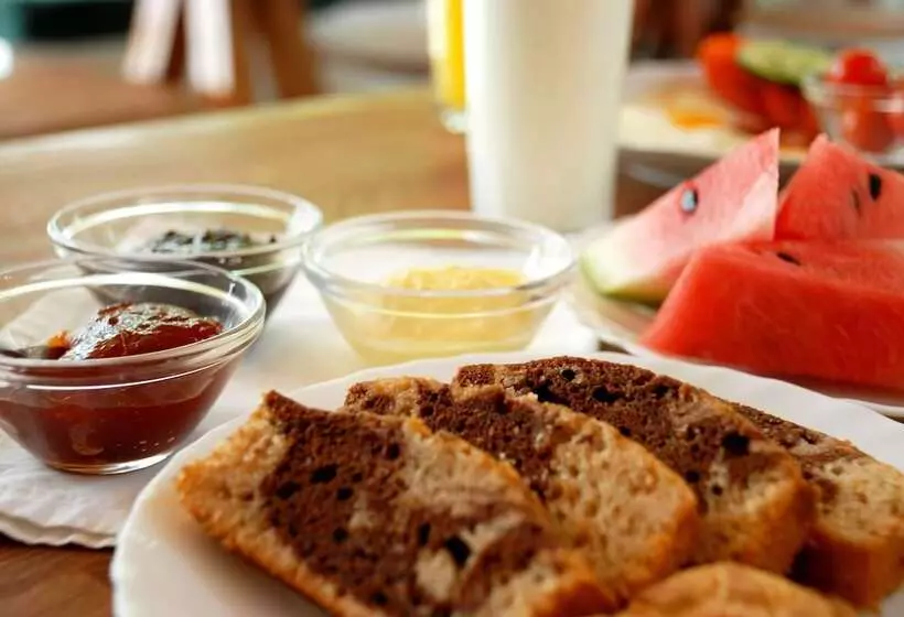 پانسیون Villa Mucho