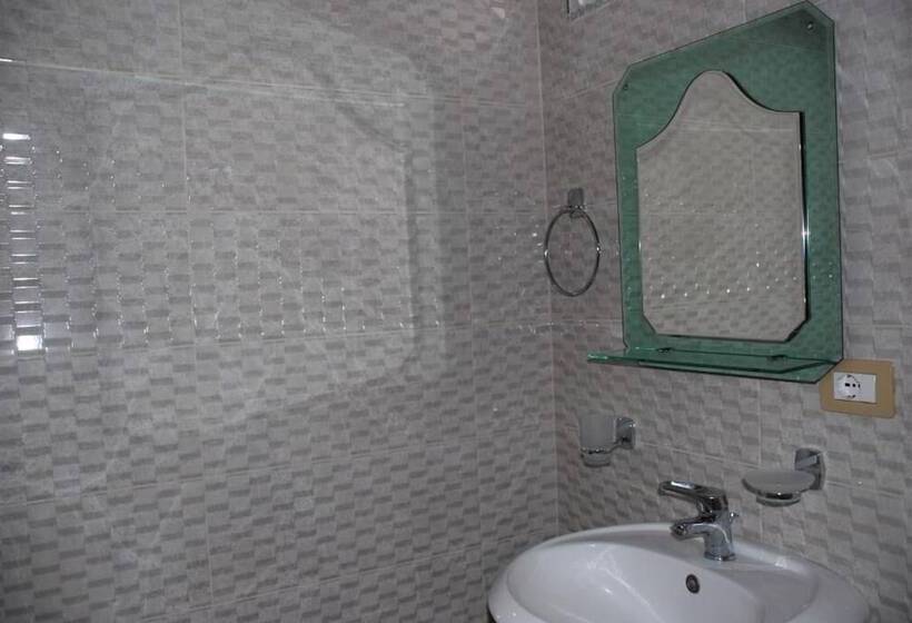 بنسيون Villa Mucho