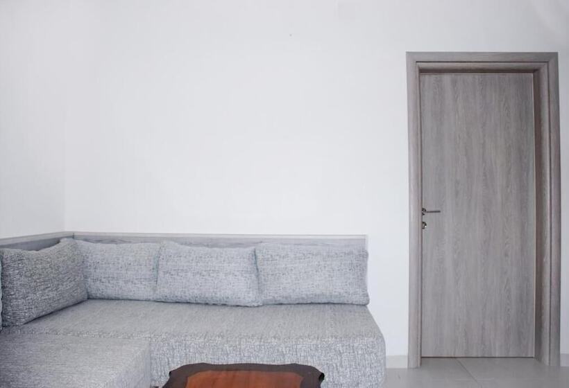 بنسيون Villa Mucho