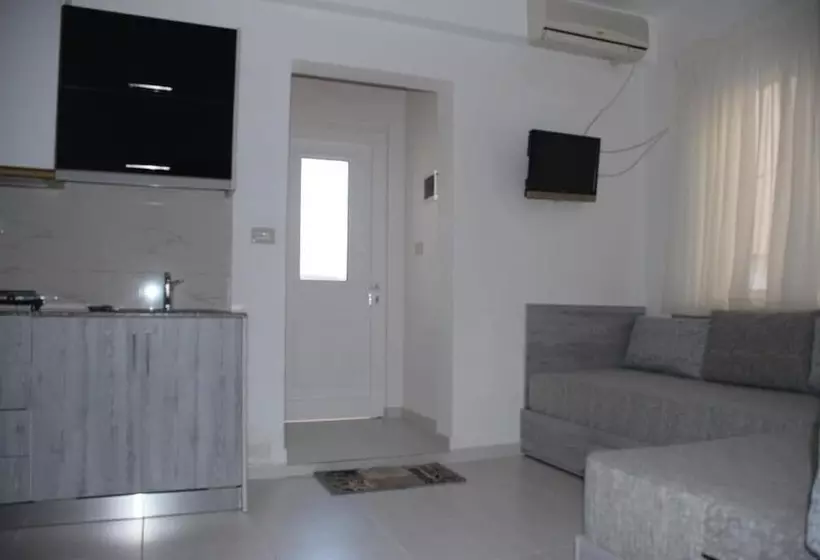 پانسیون Villa Mucho