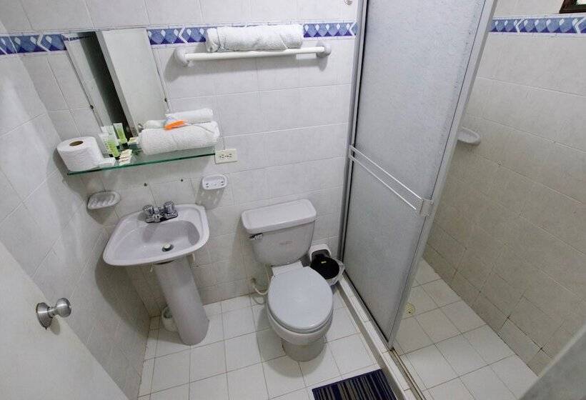 פנסיון Quillahost Guesthouse