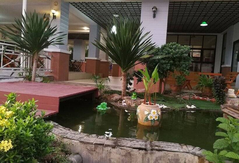 פנסיון Benjamart Residence