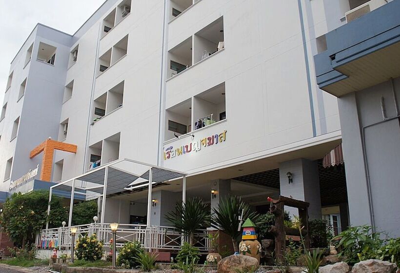 פנסיון Benjamart Residence