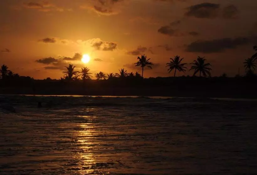 Majatalo Pousada Vila Nalu