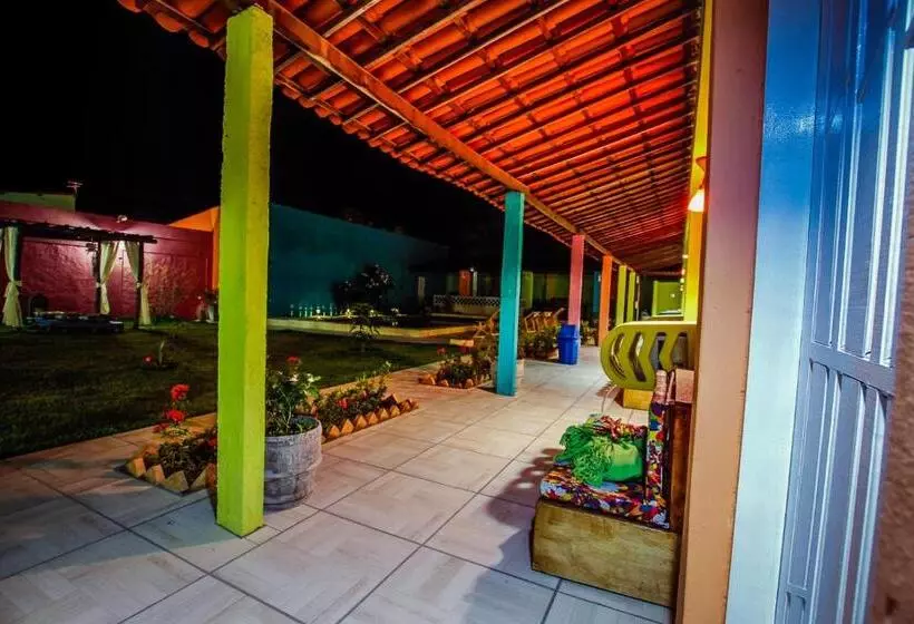 Majatalo Pousada Vila Nalu