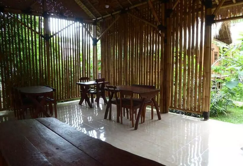 ペンション Shibui Garden Bungalows And Restaurant
