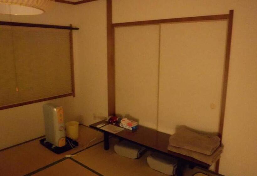 Pensão Wholeearth Ryokan Hiroshima