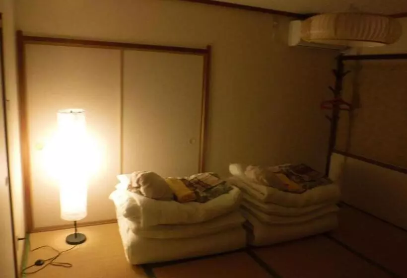 ペンション Wholeearth Ryokan Hiroshima
