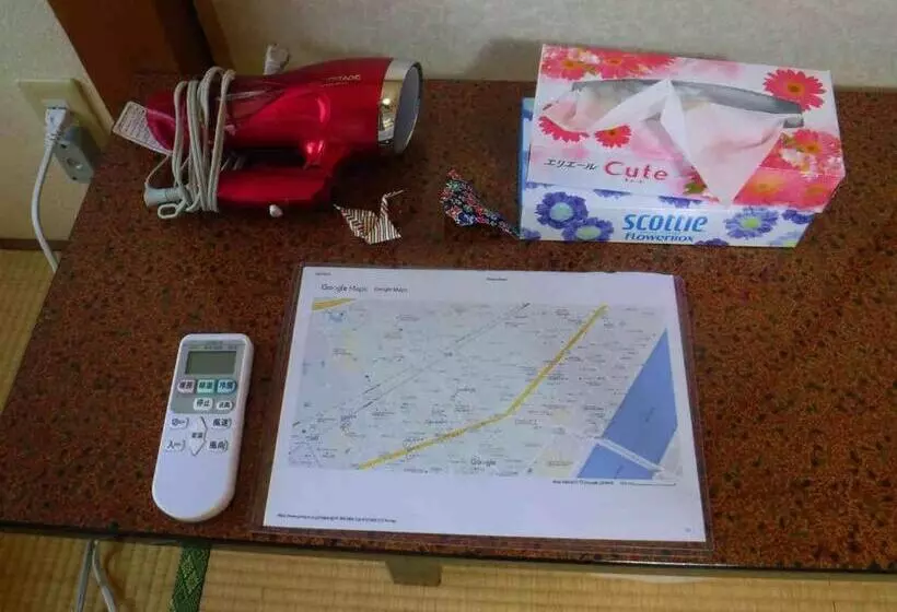 ペンション Wholeearth Ryokan Hiroshima