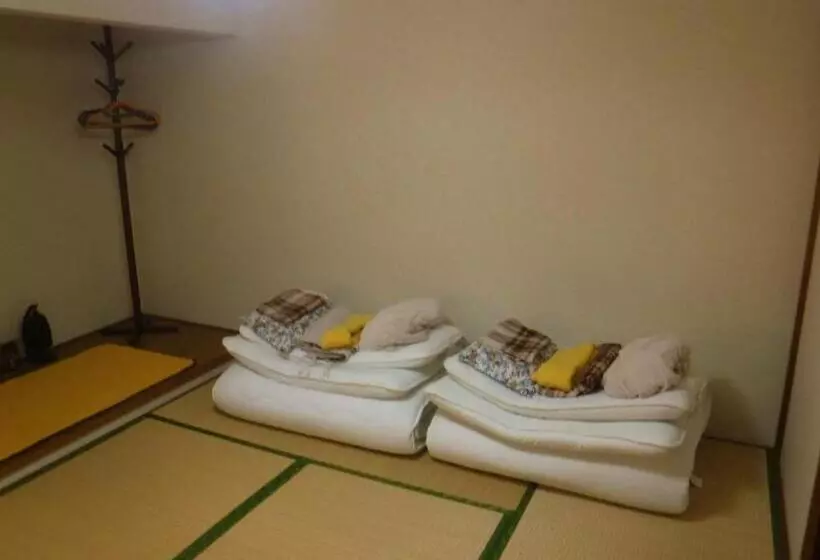 ペンション Wholeearth Ryokan Hiroshima