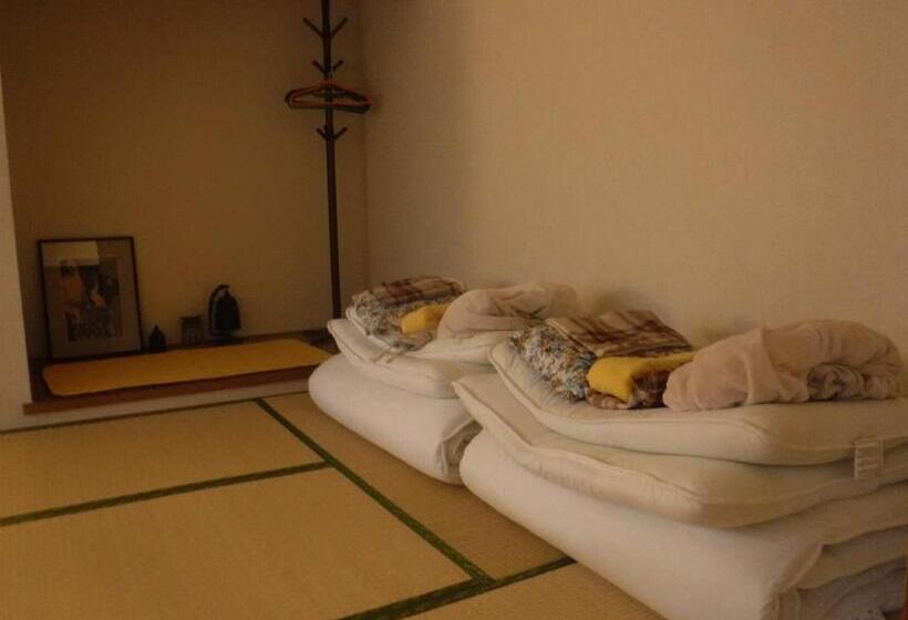 Pensão Wholeearth Ryokan Hiroshima