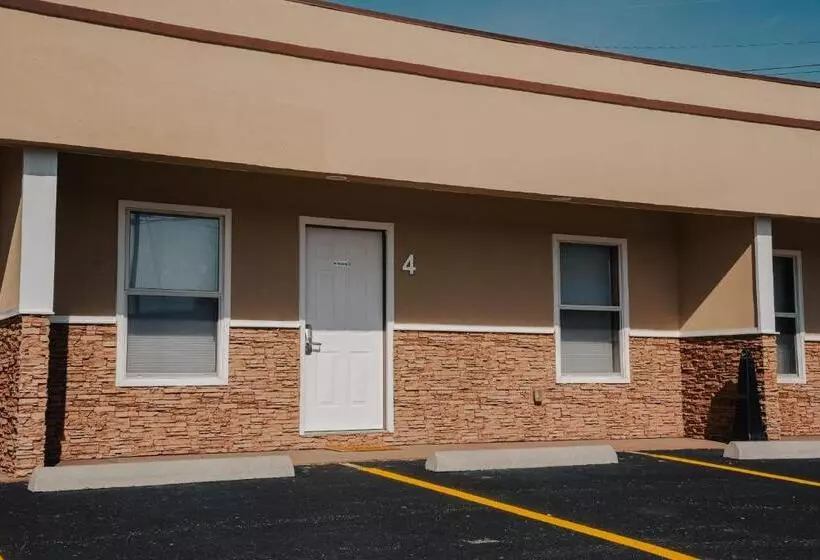 Retkeilymaja Anchor Inn And Suites