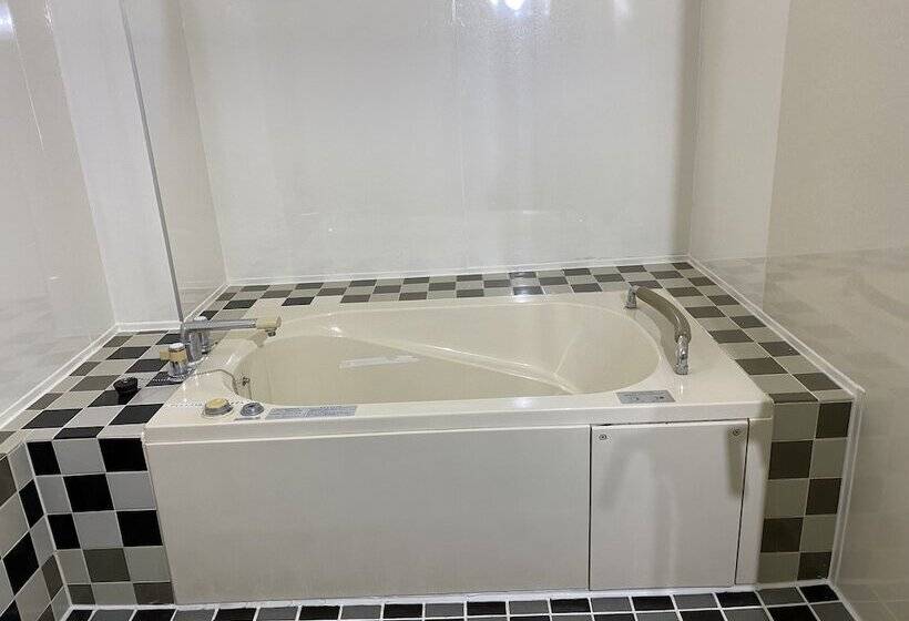 בית מלון כפרי Lake&forest Flower Villa