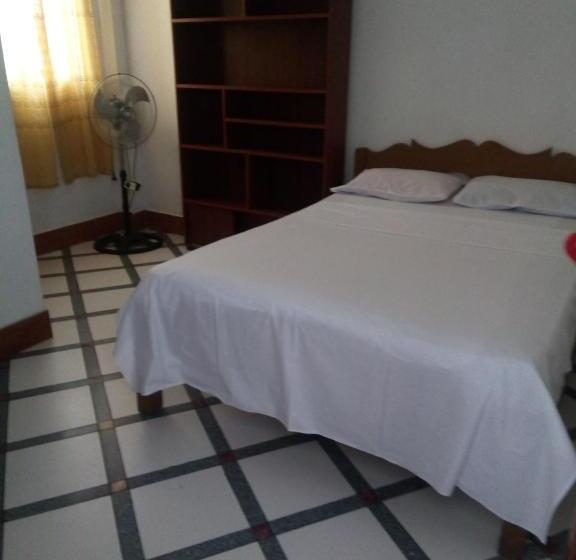 Pension Sarisa House