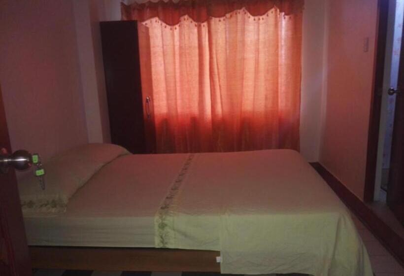 Pension Sarisa House