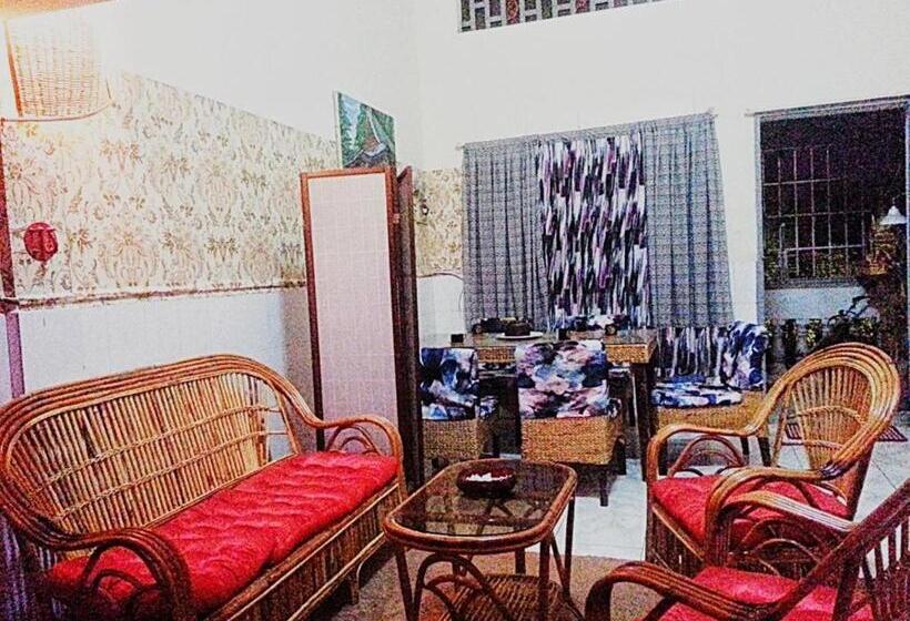 פנסיון Vanny's Peaceful Guesthouse