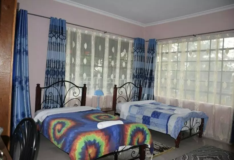 پانسیون Yaris Guest House