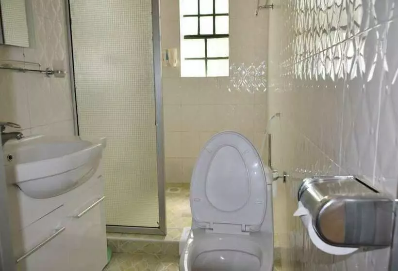 پانسیون Yaris Guest House
