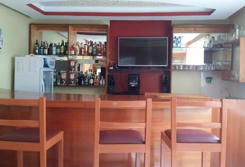 پانسیون Yaris Guest House