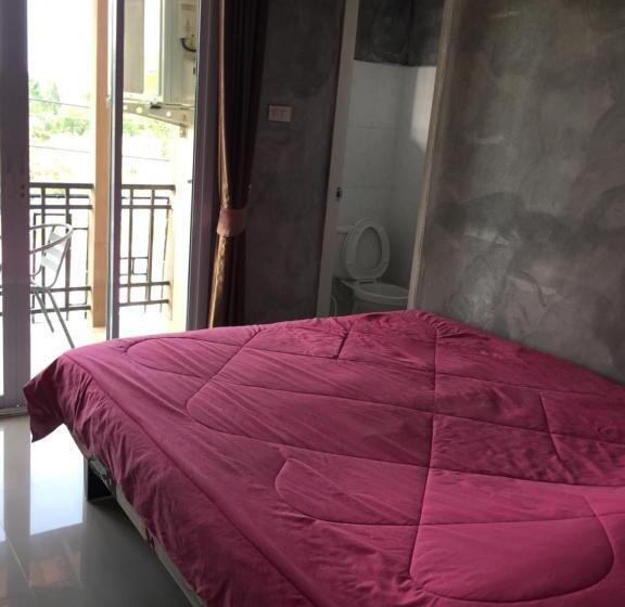 پانسیون You In House Urt Surathani Airport