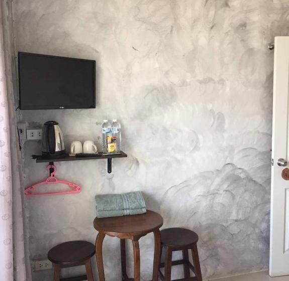 پانسیون You In House Urt Surathani Airport