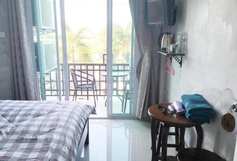 پانسیون You In House Urt Surathani Airport