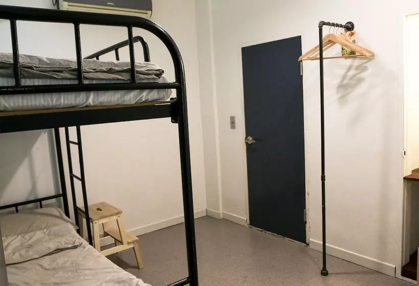 ペンション Bomn Guesthouse  Hostel