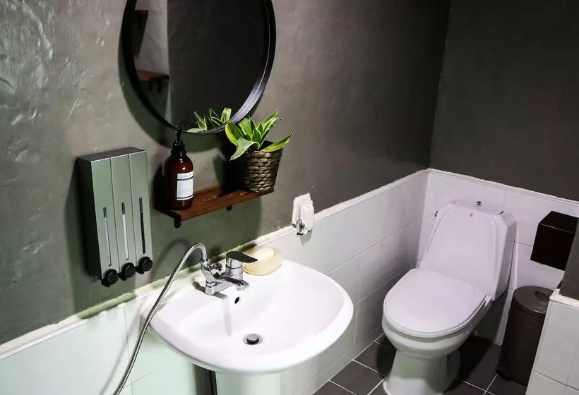 ペンション Bomn Guesthouse  Hostel